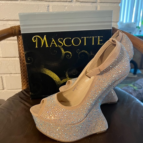 Super hot shoes - Picture 9 of 11